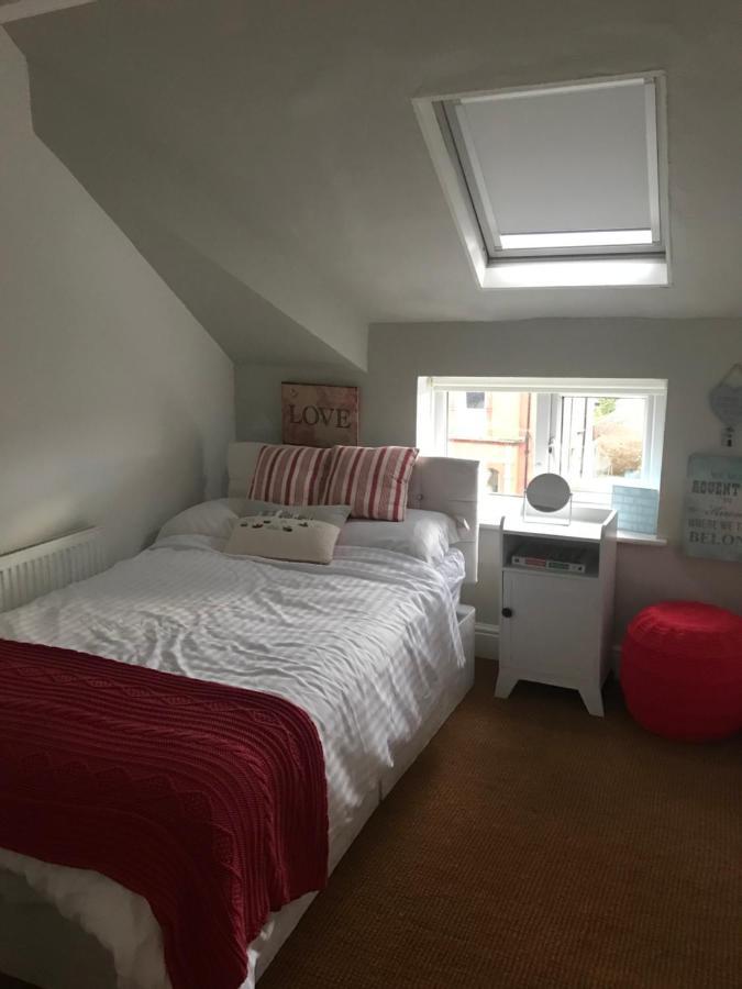 Clifton Lodge Литам Сент Аннс Екстериор снимка