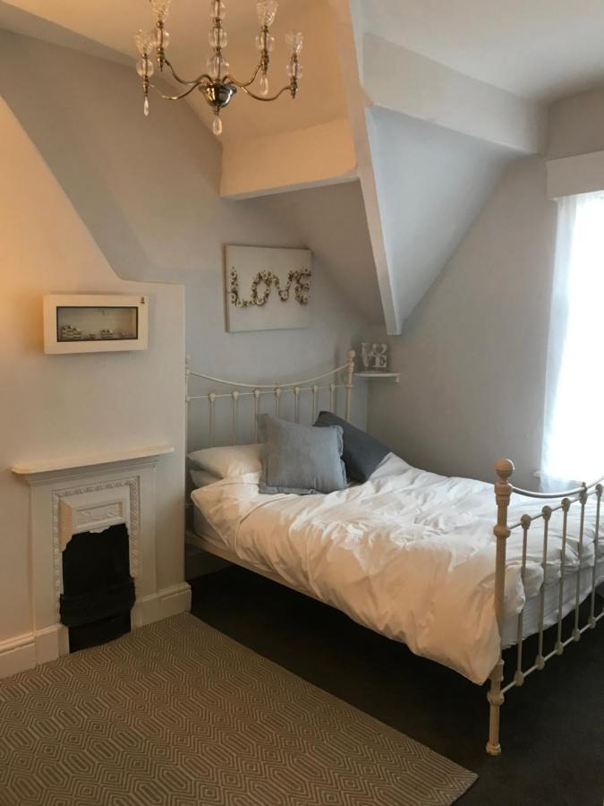 Clifton Lodge Литам Сент Аннс Екстериор снимка